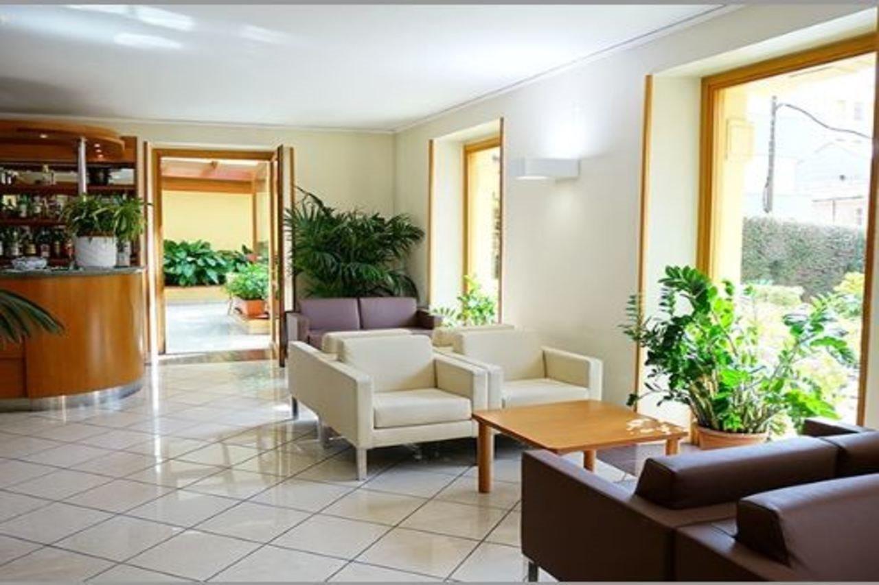 Hotel Careni Villa Italia Финале Лигуре Екстериор снимка