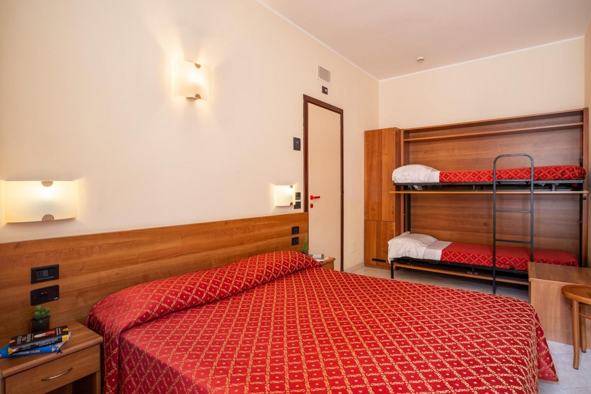 Hotel Careni Villa Italia Финале Лигуре Екстериор снимка