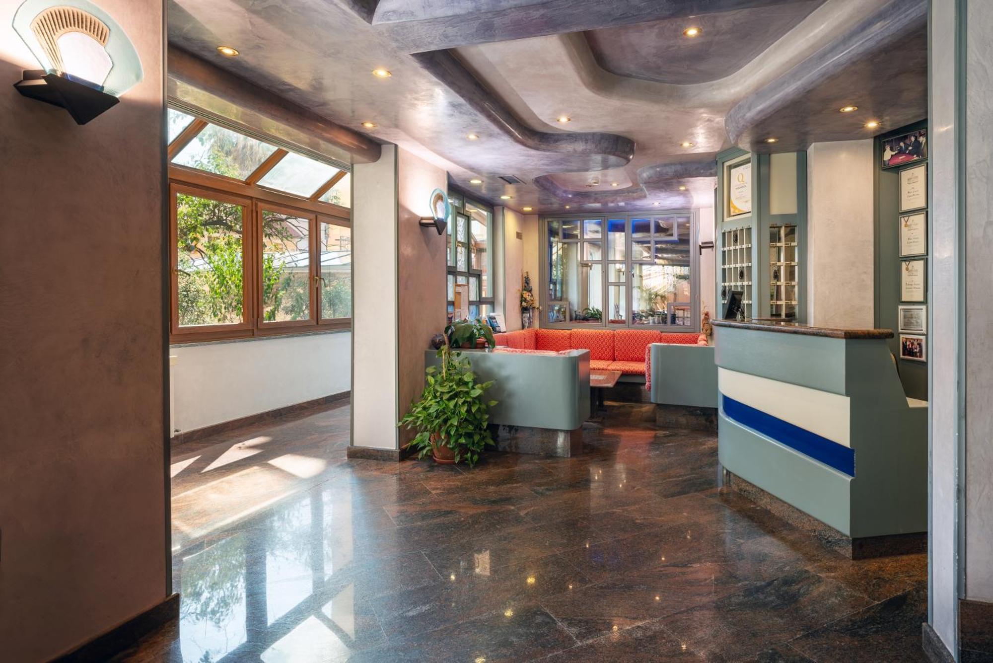 Hotel Careni Villa Italia Финале Лигуре Екстериор снимка